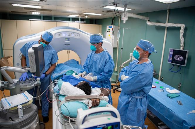 Diễn biến Covid-19 tới 6 giờ sáng 27/4: Thế giới gần 3 triệu ca mắc bệnh, “tâm dịch Mỹ” chưa có dấu hiệu hạ nhiệt