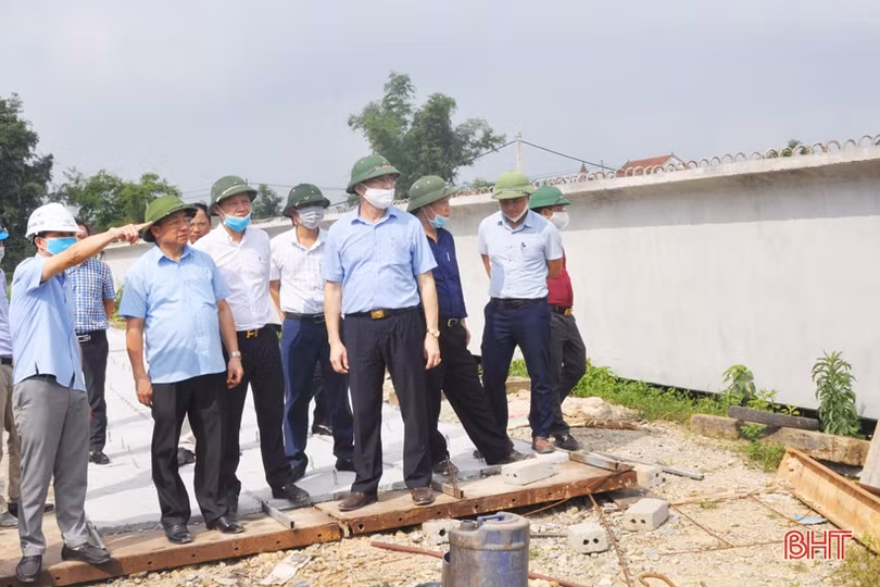 Đẩy nhanh tiến độ thi công cầu Thọ Tường, GPMB đường cao tốc Bắc - Nam