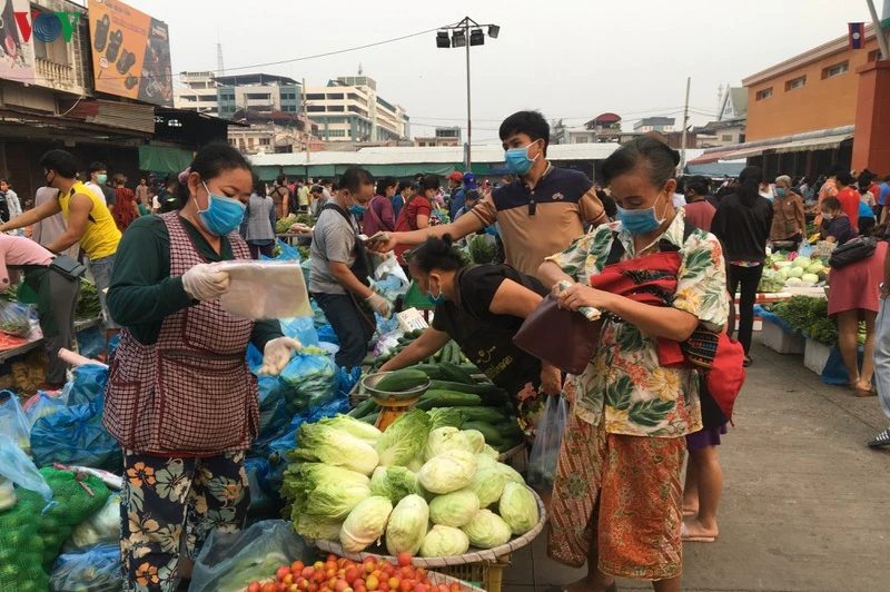 Lào nới lỏng một số quy định phòng, chống dịch Covid-19