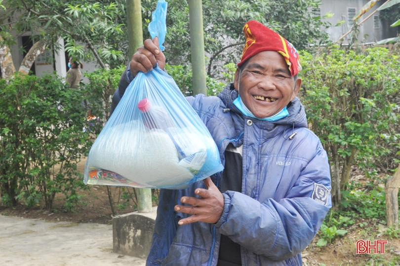 “Siêu thị hạnh phúc 0 đồng” phục vụ đồng bào dân tộc Chứt ở Hà Tĩnh 