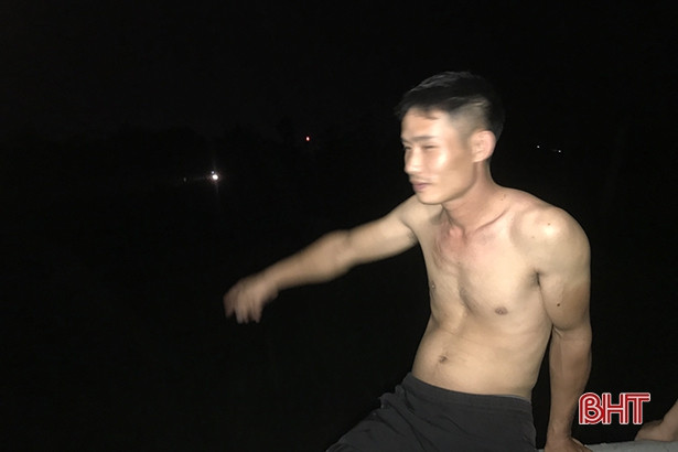 Lao xuống sông cứu nữ sinh thoát khỏi “hà bá”