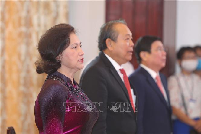 Long trọng Lễ kỷ niệm 45 năm Giải phóng miền Nam, thống nhất đất nước