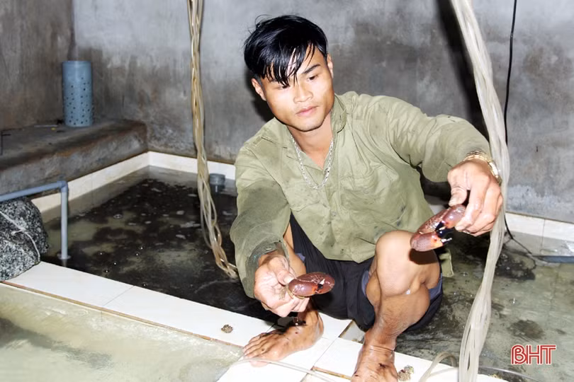 Biển Hà Tĩnh hấp dẫn ngay ngày đầu nghỉ lễ