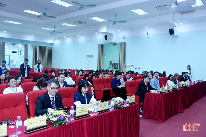 Đại học Hà Tĩnh hội thảo “Giảng dạy Tiếng Anh trong thời đại số hóa”