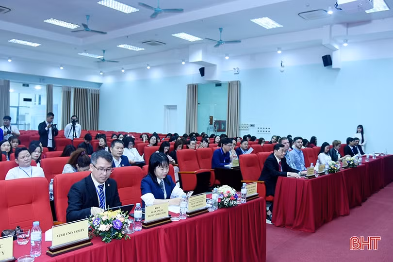 Đại học Hà Tĩnh hội thảo “Giảng dạy Tiếng Anh trong thời đại số hóa”