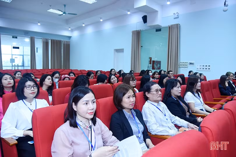 Đại học Hà Tĩnh hội thảo “Giảng dạy Tiếng Anh trong thời đại số hóa”