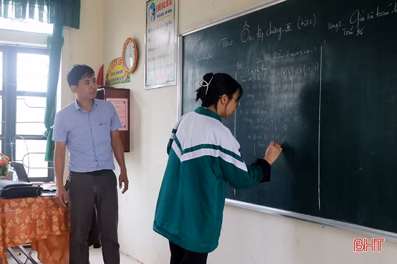 Các trường học ở Hà Tĩnh tăng cường thời lượng ôn tập cho học sinh lớp 9