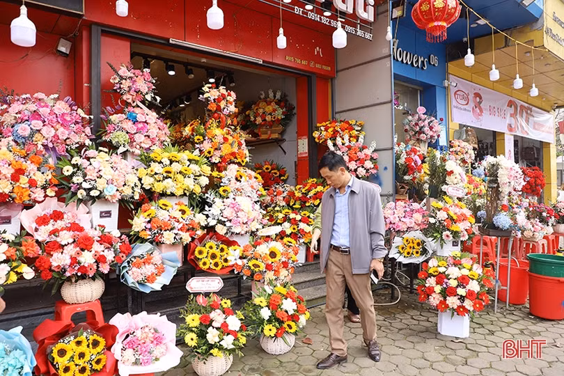 Hoa tươi tăng giá dịp lễ 8/3 tại Hà Tĩnh