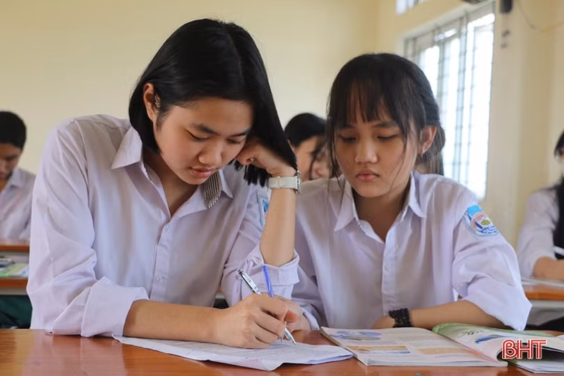 Hà Tĩnh: 1 lớp học miền núi có 5 học sinh được đặc cách công nhận HSG môn tiếng Anh