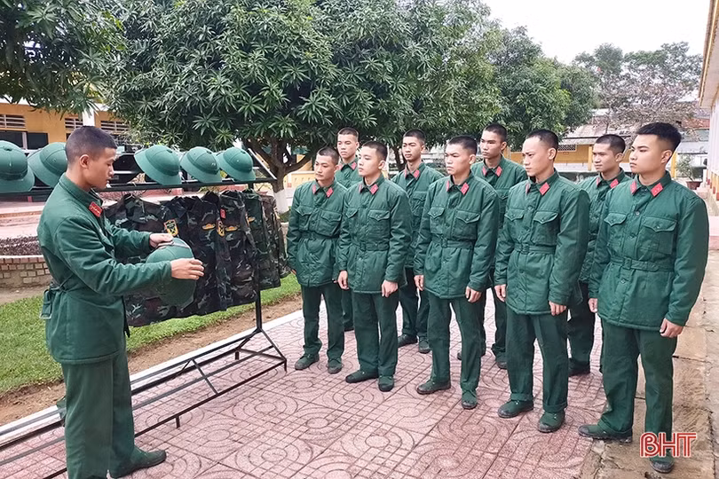 Gần gũi, thân tình giúp tân binh Hà Tĩnh yên tâm rèn luyện