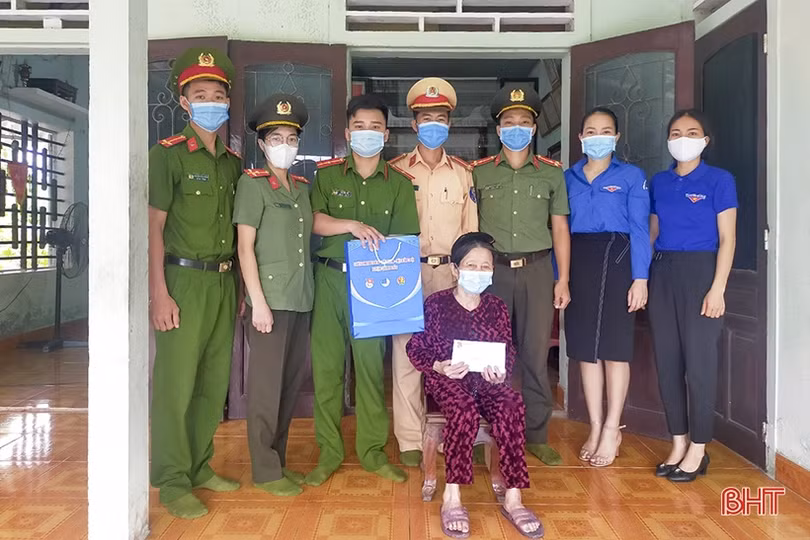 Vợ chồng cán bộ Đoàn ở Hà Tĩnh 27 lần hiến máu tình nguyện