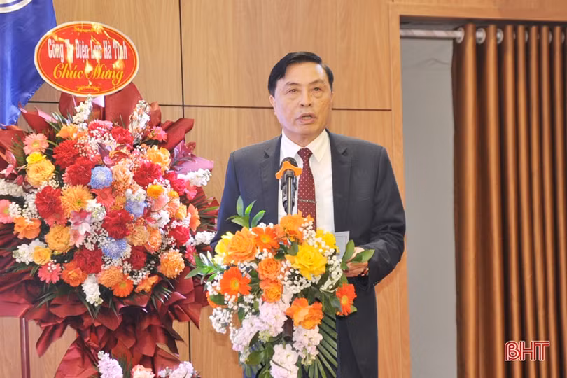 Chị em phụ nữ Công ty Điện lực Hà Tĩnh thi “Vũ điệu khỏe - đẹp”