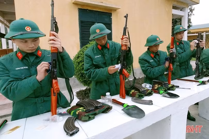 Gần gũi, thân tình giúp tân binh Hà Tĩnh yên tâm rèn luyện