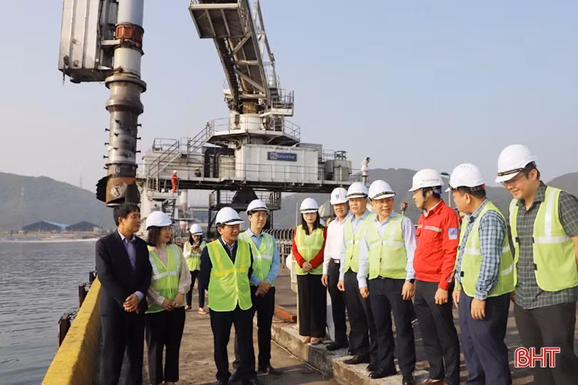 Giám sát chuyên đề phát triển năng lượng tại các doanh nghiệp ở KKT Vũng Áng