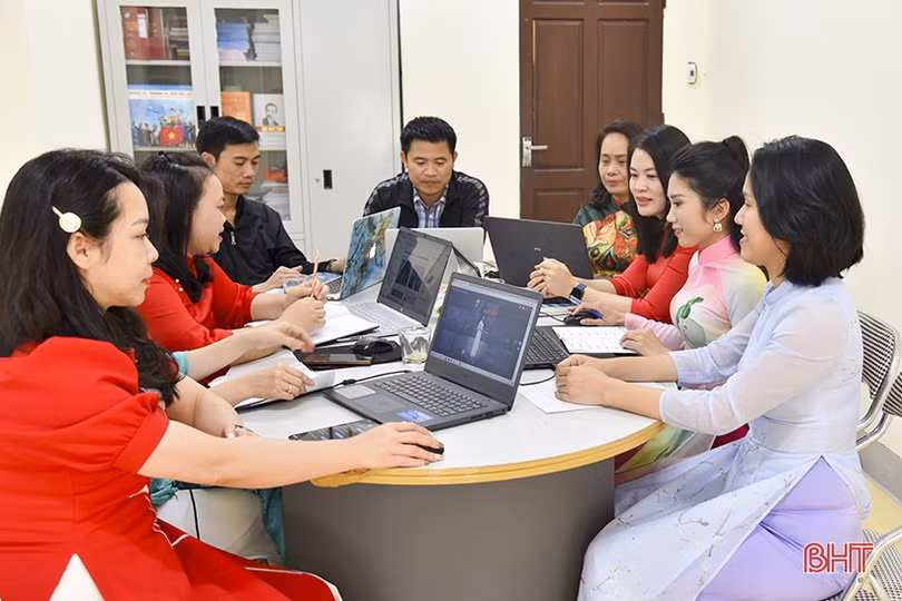 113 thí sinh vào chung kết Cuộc thi Ảnh “Áo dài với quê hương Hà Tĩnh”