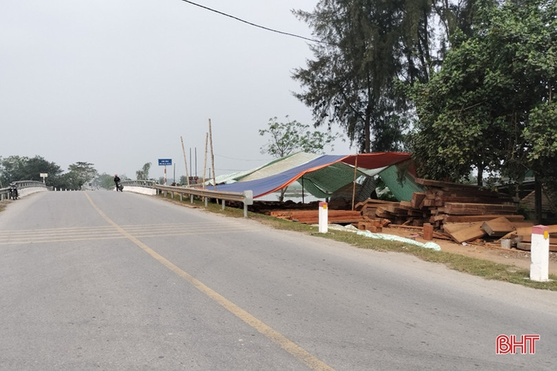 Khu vực cống Cầu Trù... nhếch nhác, ô nhiễm môi trường