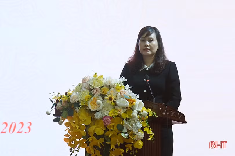 Khai giảng lớp bồi dưỡng ngạch chuyên viên cao cấp tại Hà Tĩnh