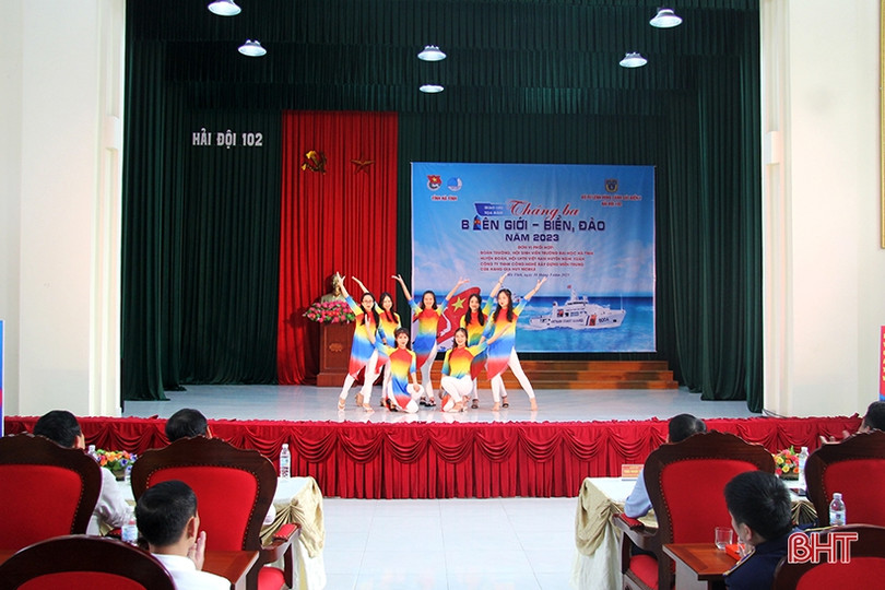 Giao lưu, tọa đàm “Tháng 3 biên giới - biển, đảo năm 2023” 