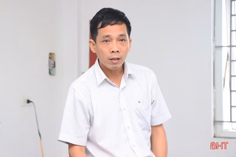 Đoàn ĐBQH Hà Tĩnh và Thường trực HĐND tỉnh giám sát tại các nhà máy điện mặt trời ở Cẩm Xuyên