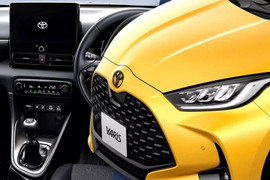 Toyota Yaris Cross 2026 xuất hiện bản nâng cấp, màn hình to hơn