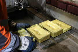 Giá vàng thế giới tăng trở lại