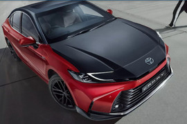 Toyota Camry phiên bản đặc biệt ra mắt, đậm chất thể thao hơn
