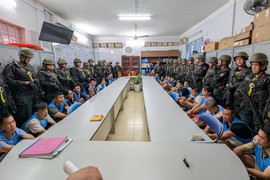 Triệt phá đường dây đưa người xuất nhập cảnh trái phép qua Campuchia, khởi tố và bắt giam 41 đối tượng