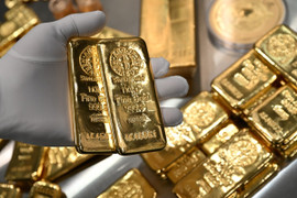 Giá vàng thế giới quay đầu giảm