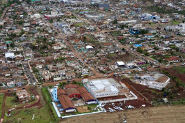 Lốc xoáy xóa sổ gần như cả thị trấn Brazil, 6 người chết