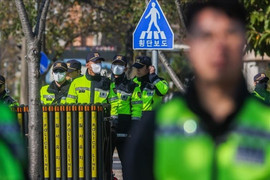 Cảnh sát Hàn Quốc bắt 26 nghi phạm lừa đảo đặt cơ sở hoạt động tại Campuchia