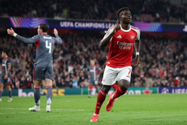 Arsenal nối dài mạch thắng ở vòng bảng Champions League