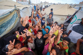 Người Israel, Palestine đổ ra đường mừng lệnh ngừng bắn
