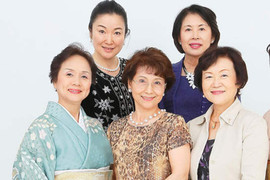 Dịch vụ thuê bà ngoại gây 'sốt' ở Nhật Bản
