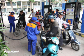 Giá xăng RON95-III quay đầu giảm 