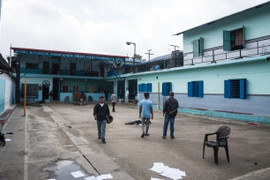 Hơn 13.500 tù nhân vượt ngục giữa biểu tình Nepal