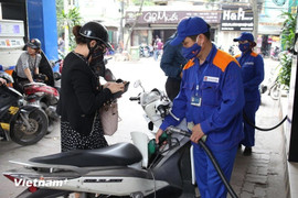 Giá xăng dầu bật tăng