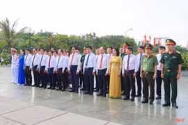 Khắc ghi lời Bác dạy, xây dựng Hà Tĩnh ngày càng phát triển