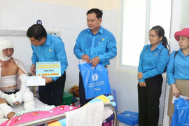 Hướng dẫn công tác cán bộ khi giải thể một số tổ chức công đoàn khu vực nhà nước