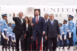 Xung đột tại Trung Đông: Mỹ, Iran đối thoại trực tiếp tại Pakistan