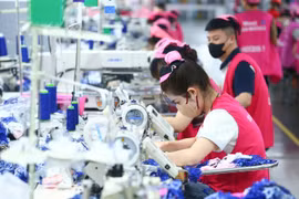 Công đoàn lấy ý kiến lao động về hoán đổi ngày nghỉ lễ