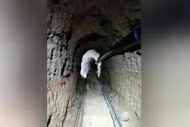 Mexico phát hiện đường hầm bí mật dài 600m vận chuyển ma túy sang Mỹ