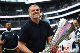 Tottenham sa thải HLV Postecoglou