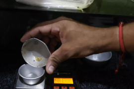 Nơi người dân dùng vàng thay tiền mặt