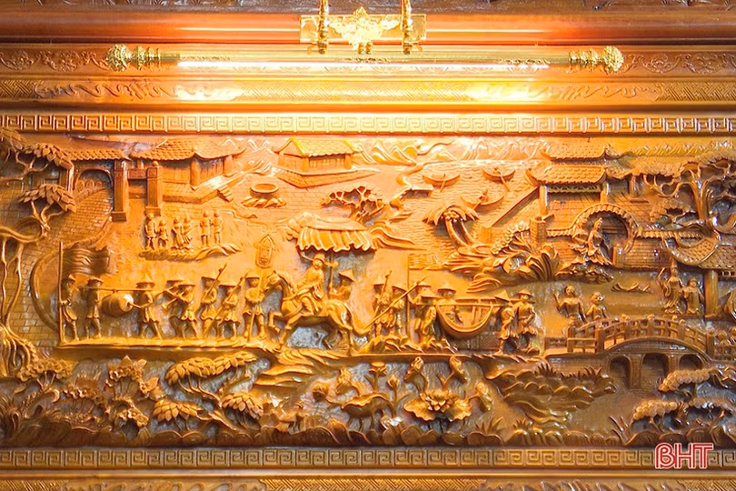 Về Hà Tĩnh xem thợ mộc làm nhà gỗ mít tiền tỷ