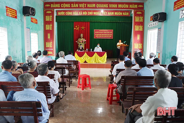 Sôi nổi sinh hoạt chuyên đề kỷ niệm 180 năm danh xưng huyện Cẩm Xuyên