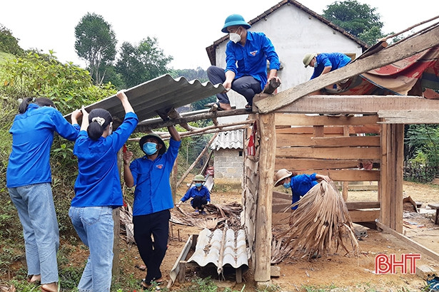 Khởi công xây dựng nhà ở cho 9 gia đình người dân tộc Chứt ở bản Rào Tre