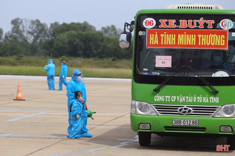 Đợt 2, Hà Tĩnh đón 229 công dân mang thai và trẻ em từ các tỉnh, thành phía Nam về quê