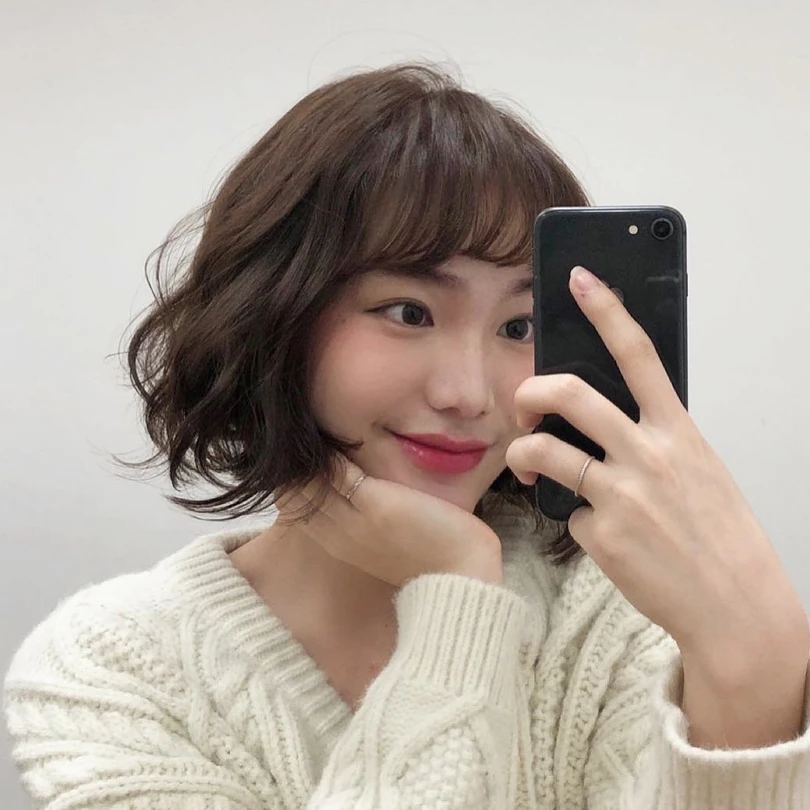 4 kiểu tóc ngắn mềm mại, nữ tính dành cho nàng U30