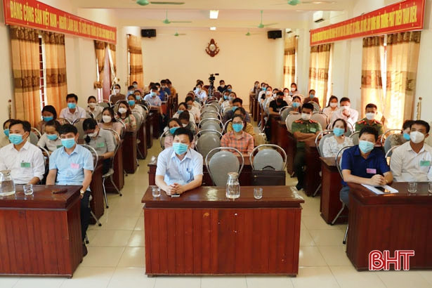 64 thí sinh tham gia thi tuyển công chức cấp xã ở Nghi Xuân