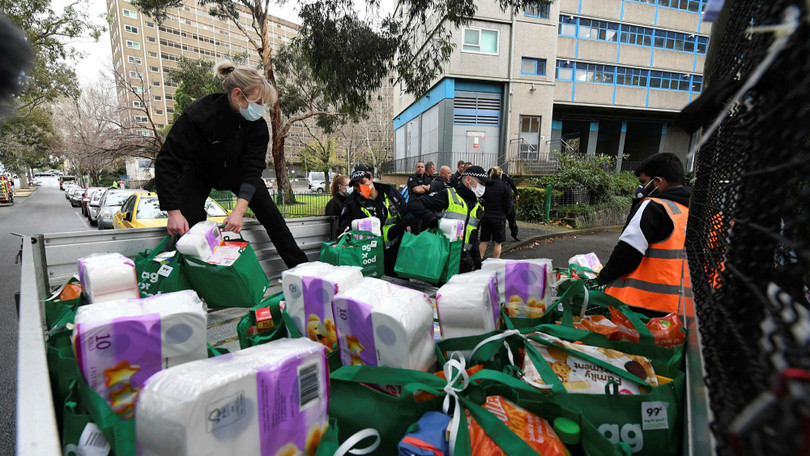 Thành phố bị phong tỏa lâu nhất thế giới vì COVID-19: 246 ngày khóa trái từ năm ngoái tới năm nay - Ảnh 5. Cuộc sống bên trong thành phố bị phong tỏa lâu nhất thế giới vì COVID-19